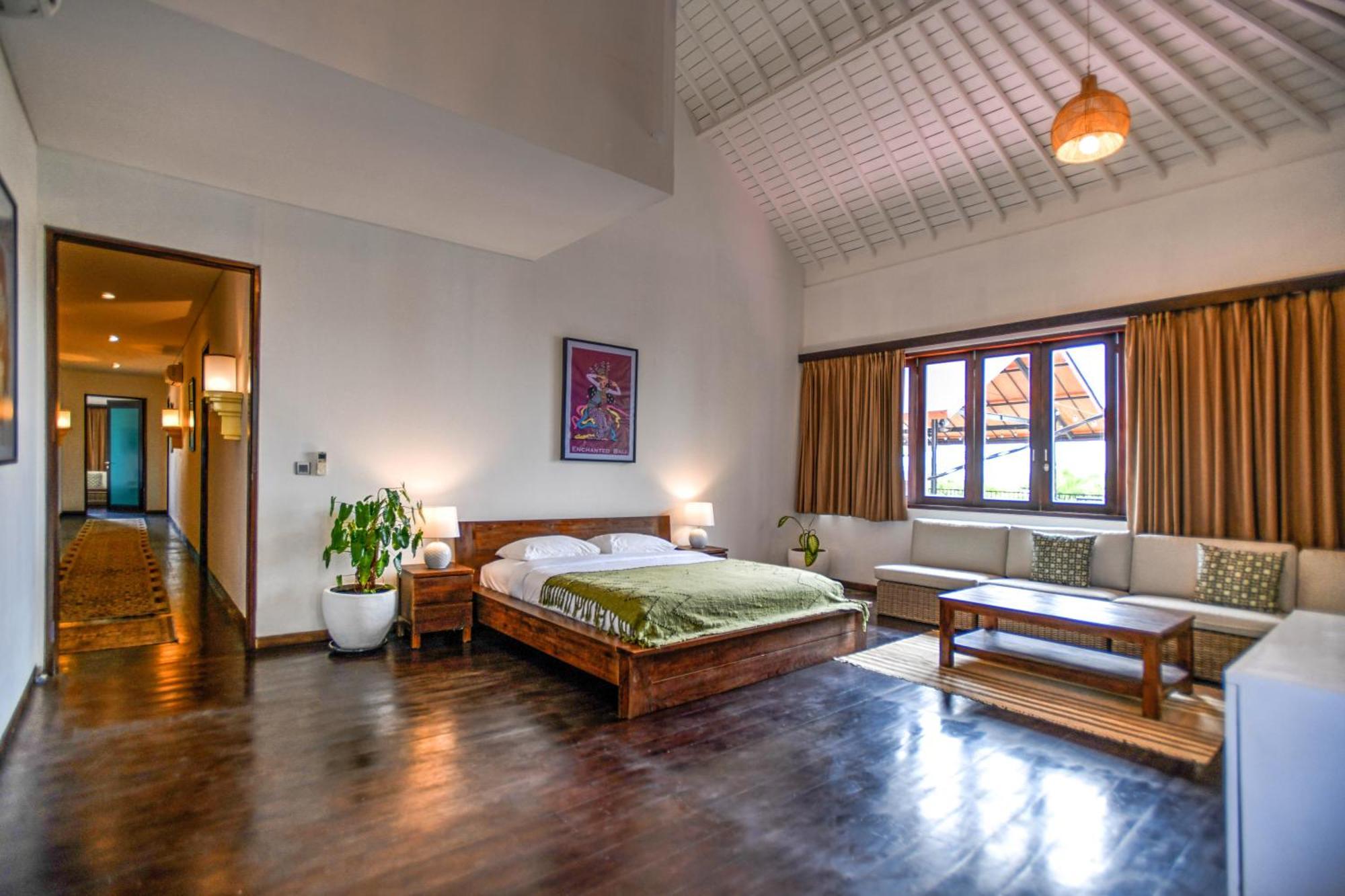 Melo Suites Hotel Seminyak  Exterior photo